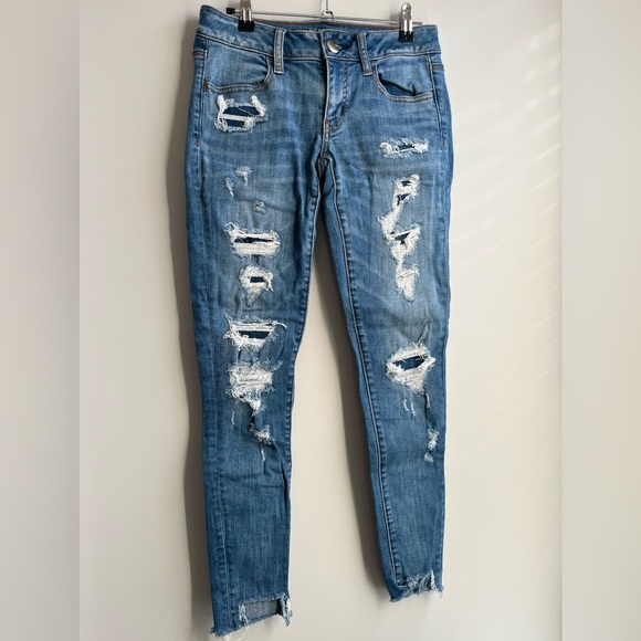American Eagle Outfitters Denim - American Eagle Distressed Super Stretch Super low Jegging Size 4